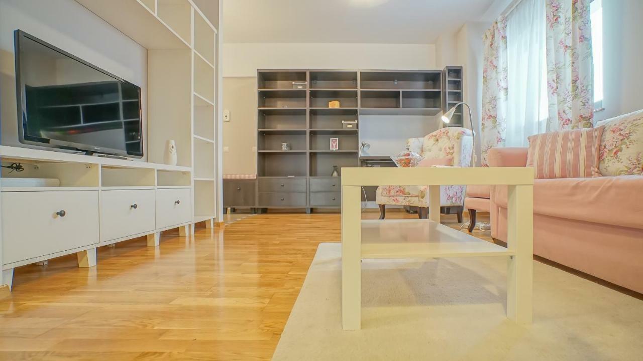 Cn2I Luxury Accommodation/Privilegio8 Brassó Kültér fotó
