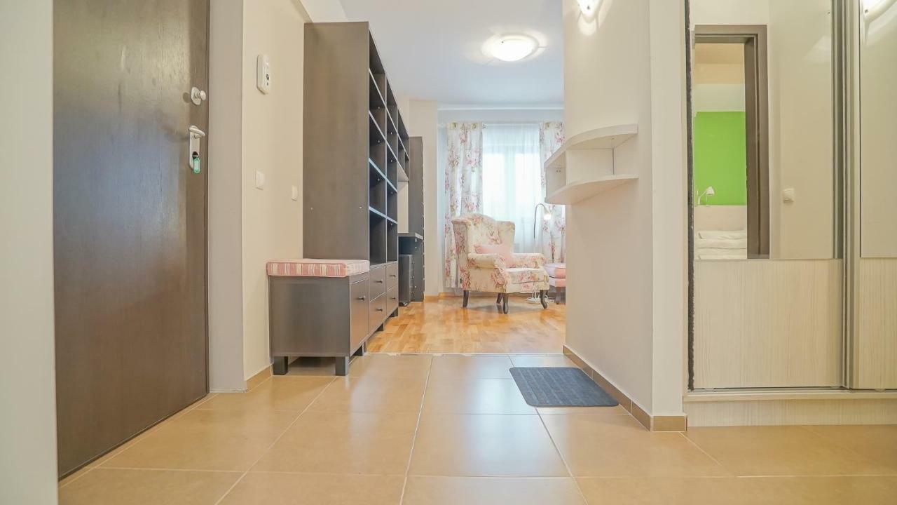 Cn2I Luxury Accommodation/Privilegio8 Brassó Kültér fotó