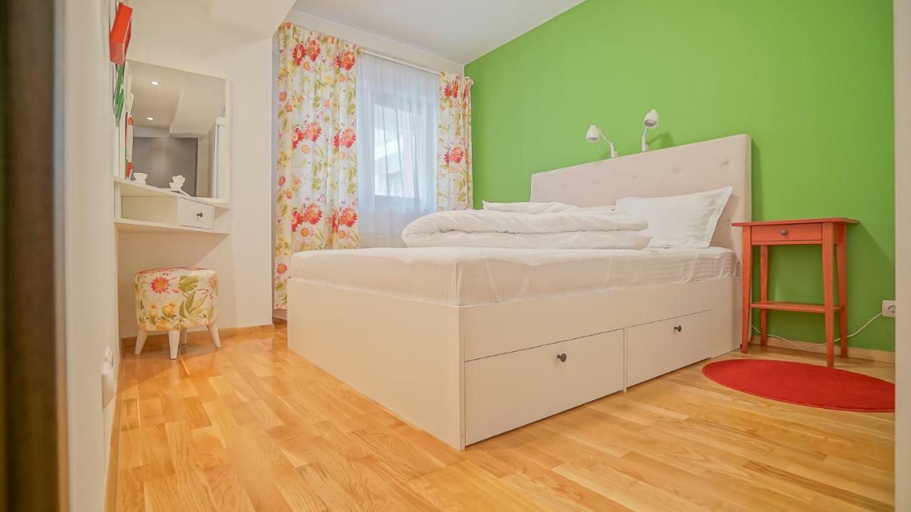 Cn2I Luxury Accommodation/Privilegio8 Brassó Kültér fotó